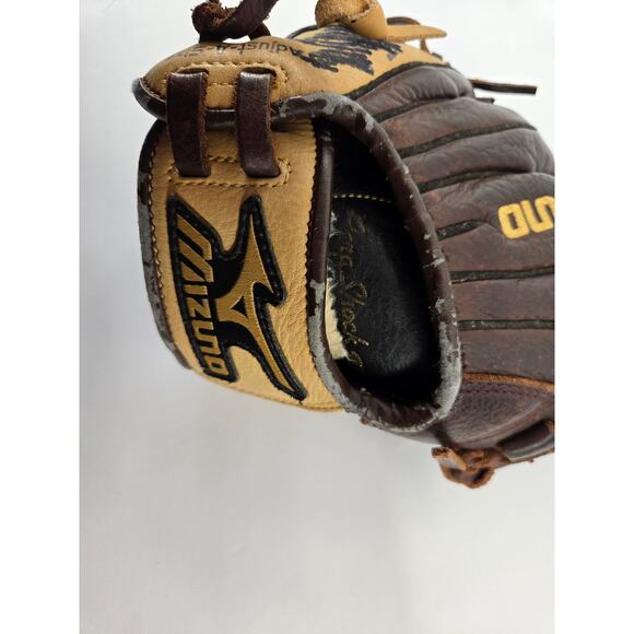 Discontinued  Mizuno Franchise 11” Baseball/softball glove (GFN 1102) RHT - Picture 2 of 7